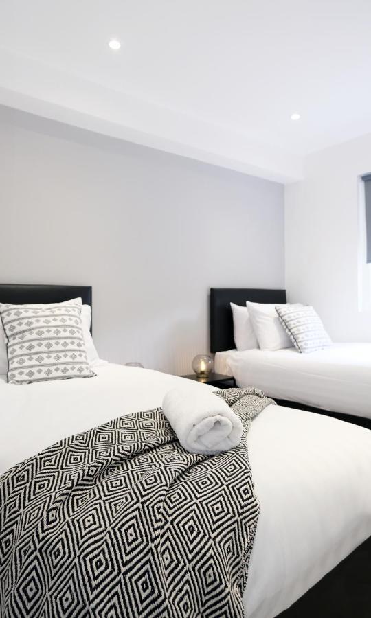 The Kop End Hotel By Serviced Living Liverpool Exterior photo