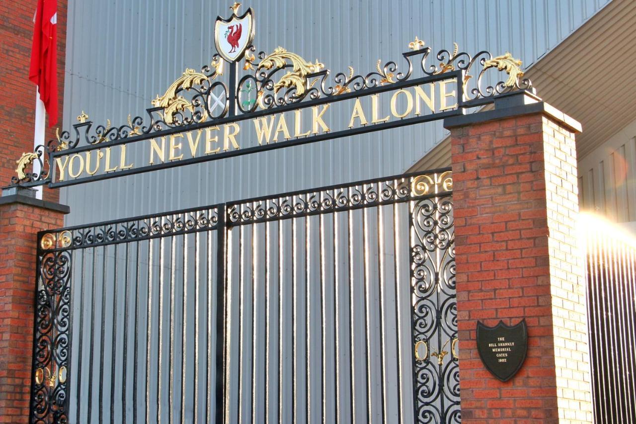 The Kop End Hotel By Serviced Living Liverpool Exterior photo